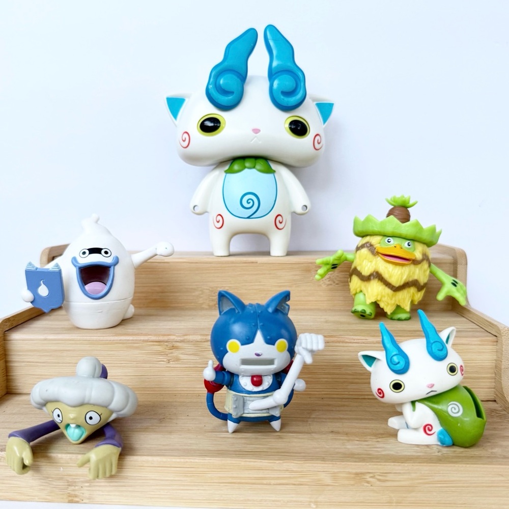 Yo-Kai Figure Lot Komasan Whisper 1 Large 5 Small lot